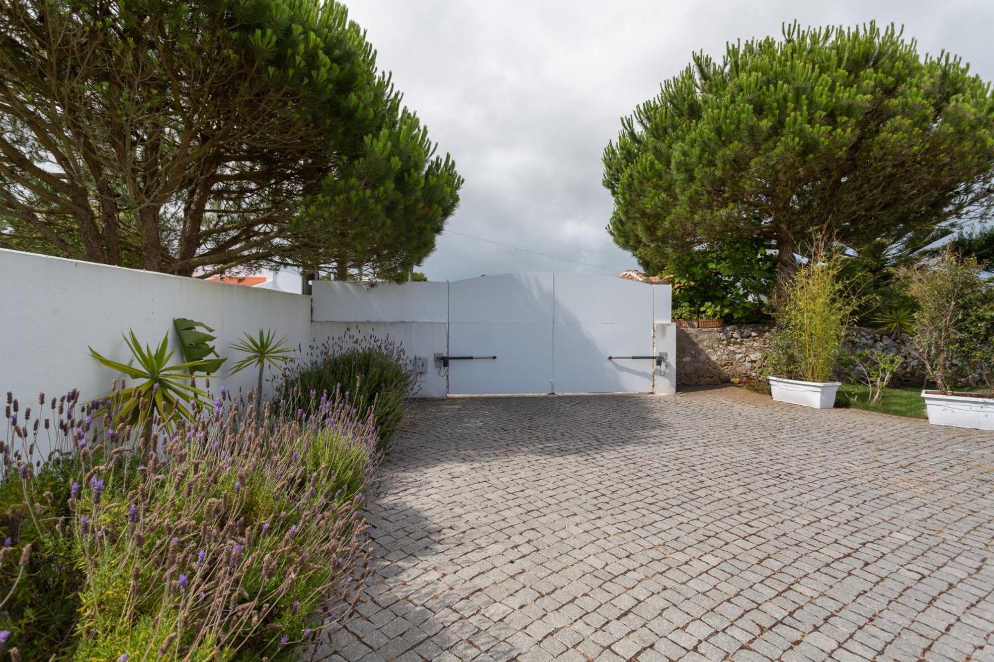Penedo Escape Sea Suites Colares Exterior photo